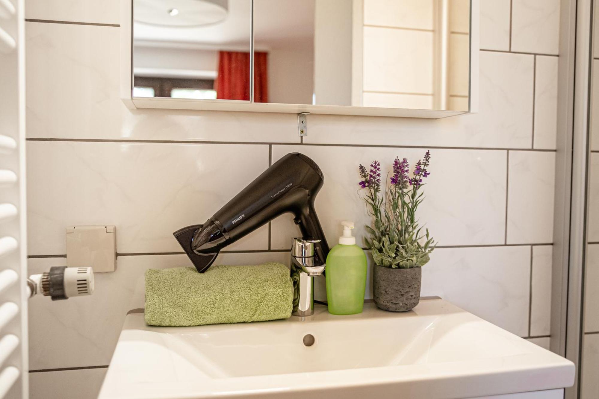 Lakeside Apartment Allensbach Bagian luar foto